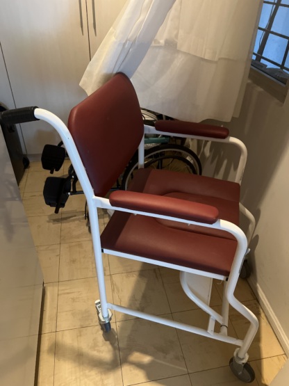 İkinci El Turmed TM-H 8002 Yetişkin Manuel Tekerlekli Sandalye - Görsel 2