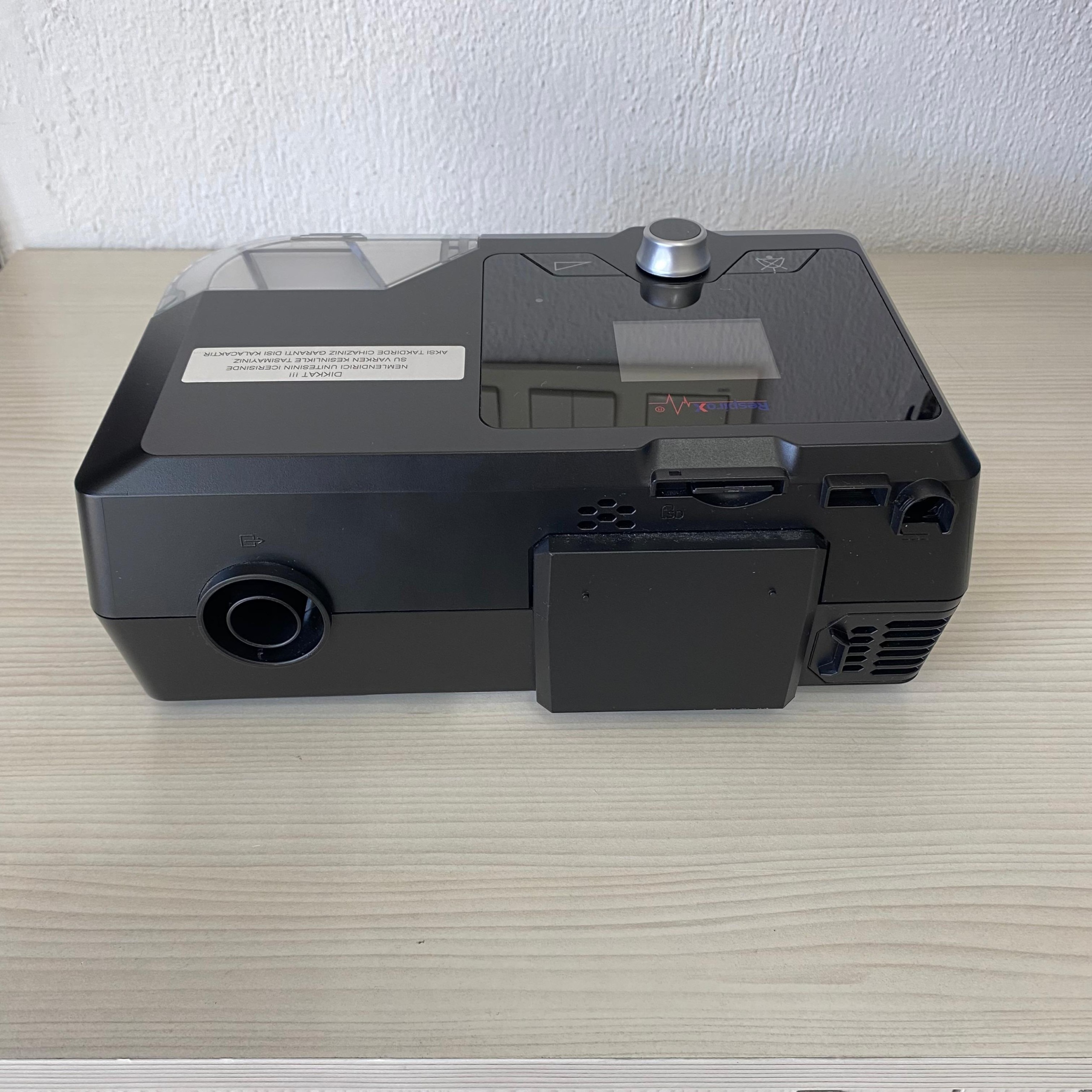 Secondhand Respirox G2S A20 AUTOCPAP Device with Humidifier - Image 4