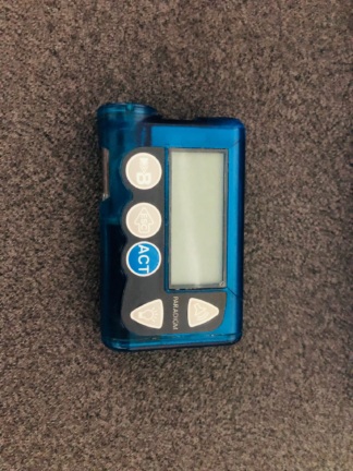 Secondhand Medtronic Minimed Paradigm MMT-522WWB Insulin Pump