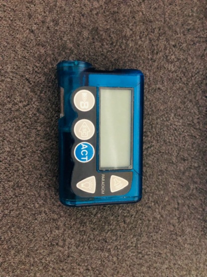 Secondhand Medtronic Minimed Paradigm MMT-522WWB Insulin Pump