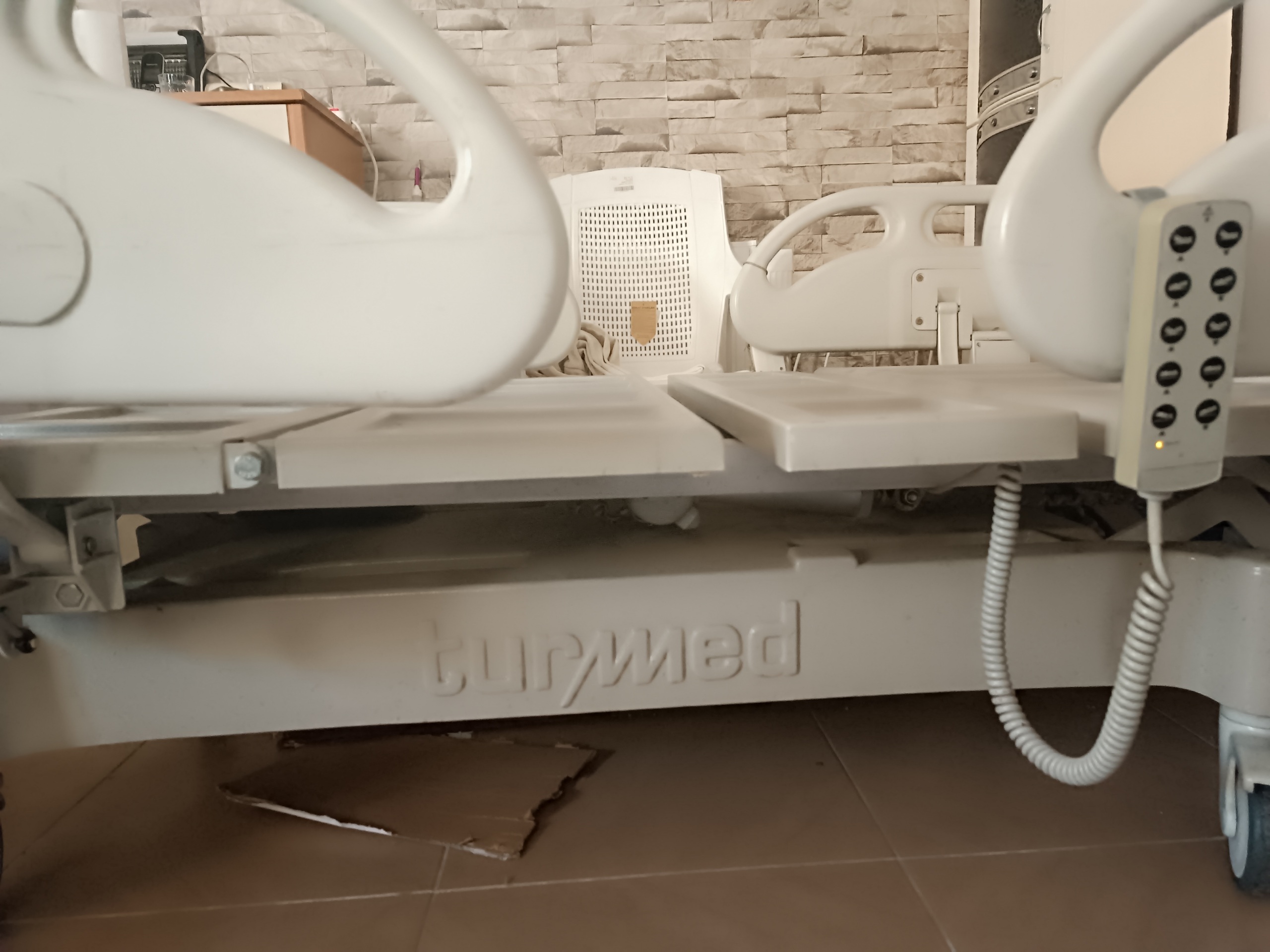 İkinci El Turmed TM-D 4056 4 Motorlu Hasta Karyolası - Görsel 3