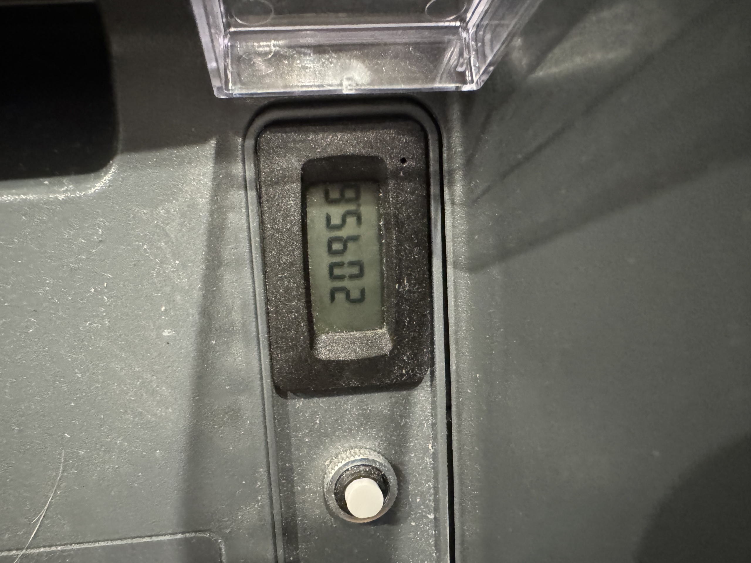 Secondhand Airsep Visionaire 5 5L/min Oxygen Concentrator - Image 2