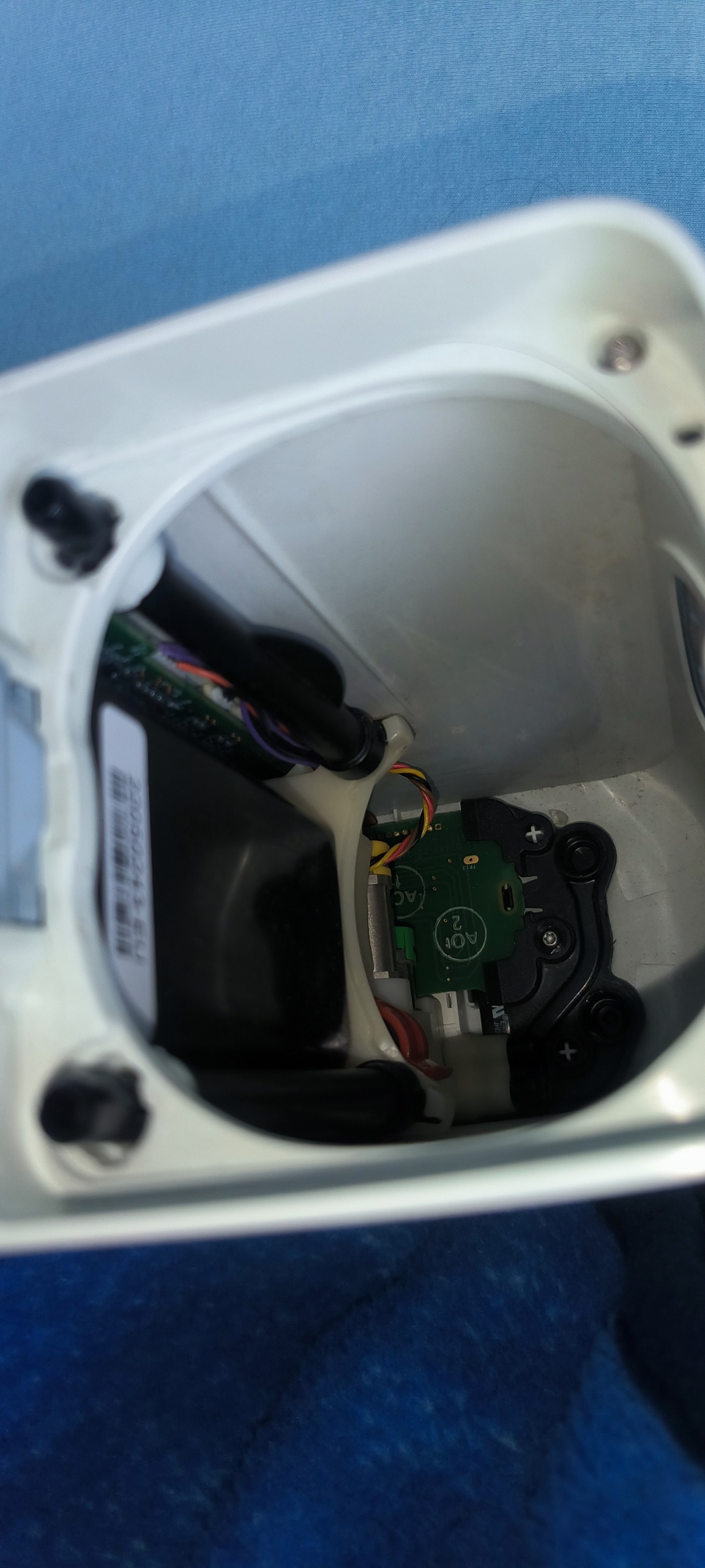 Defective Secondhand Inogen One G5 2.2kg Portable Oxygen Concentrator - Image 4