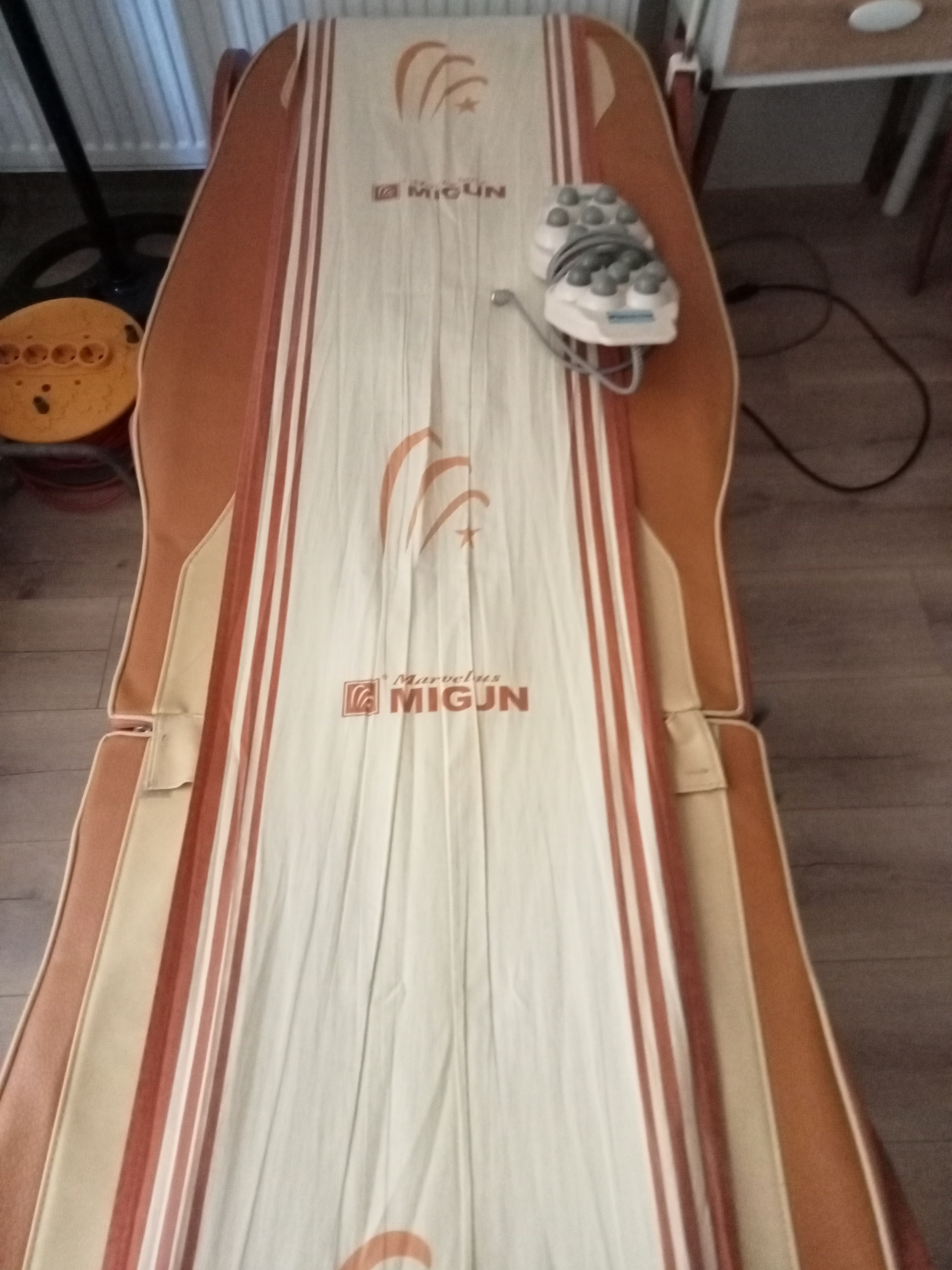 Secondhand Migun HY-7000E Thermal Massage Bed - Image 2
