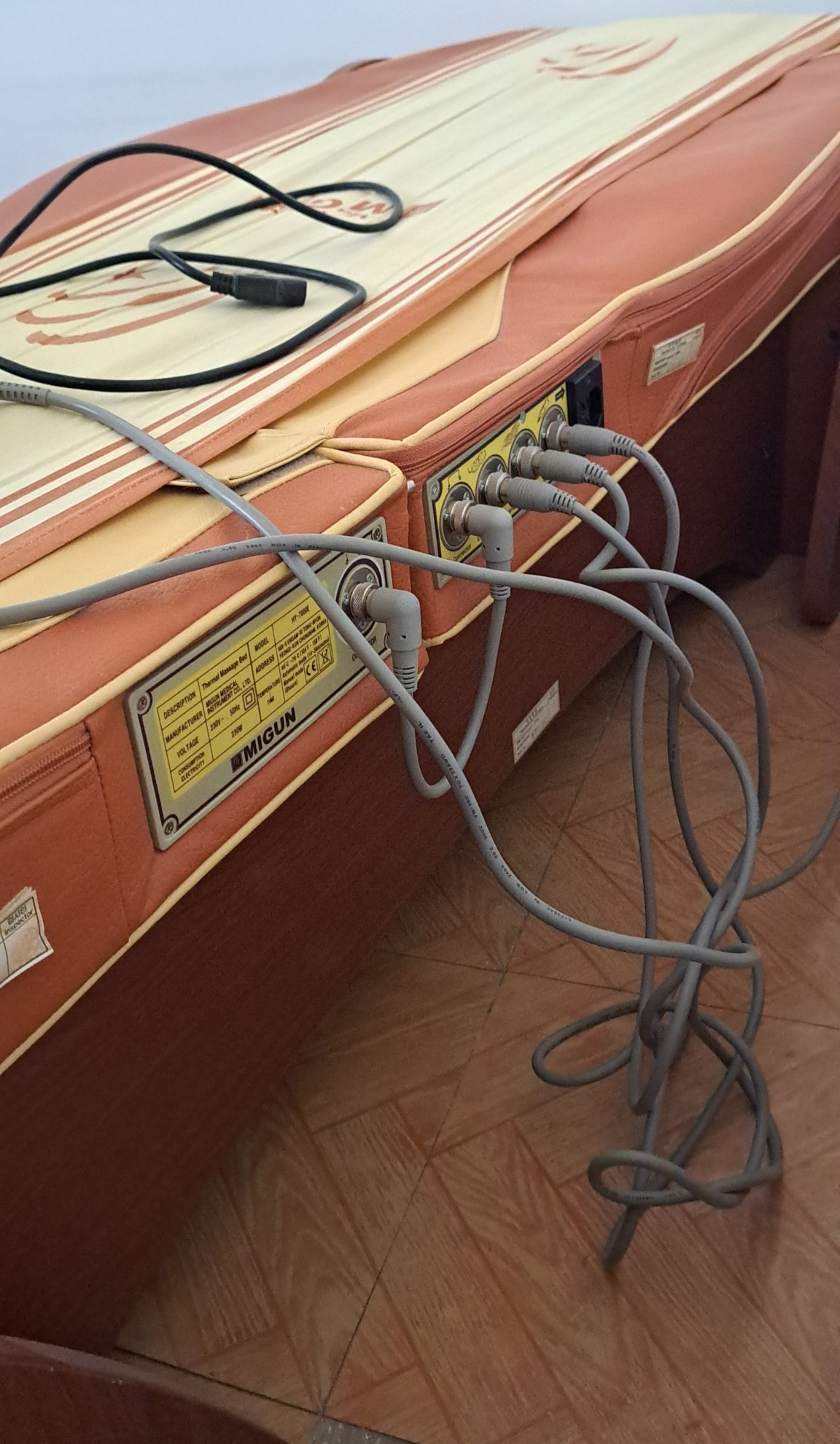 Secondhand Migun HY-7000E Thermal Massage Bed - Image 3