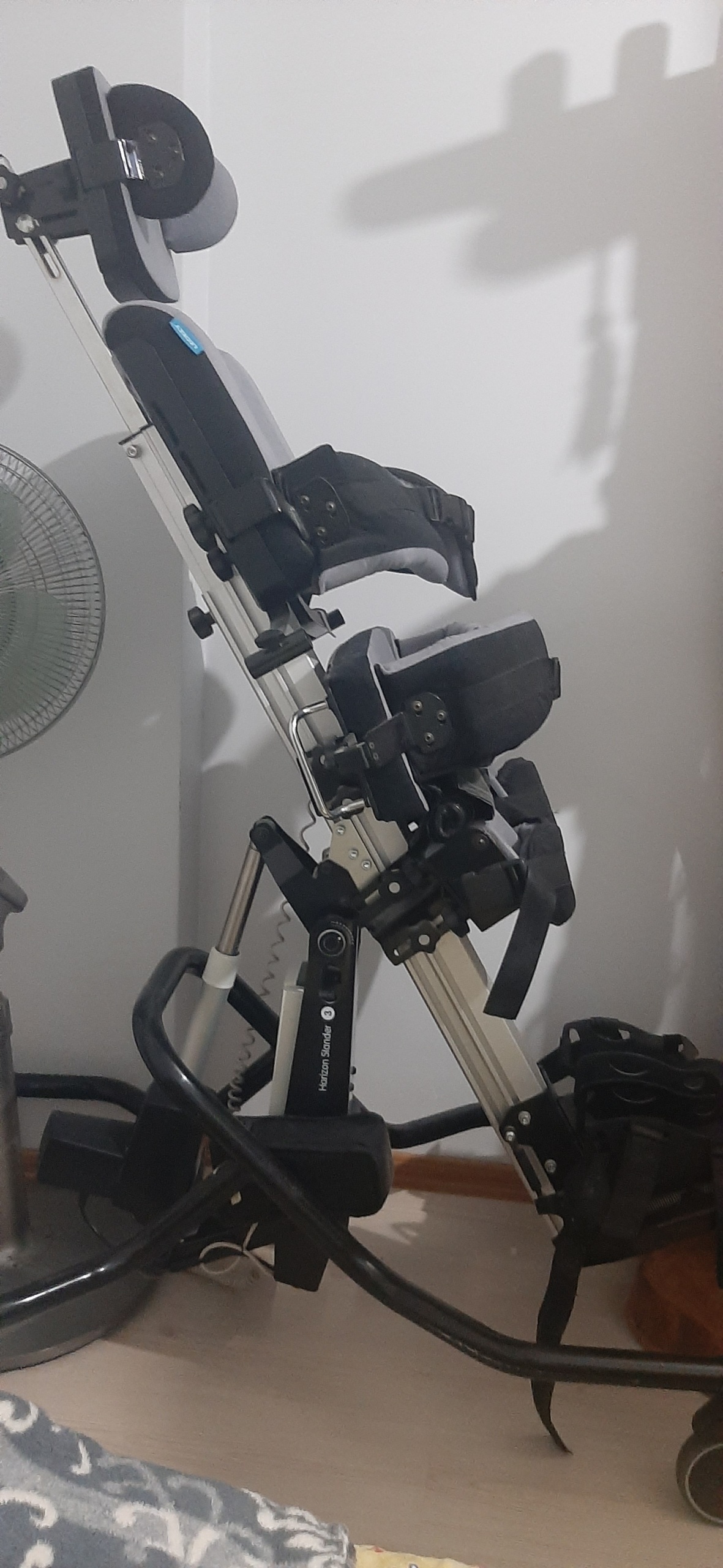 İkinci El Leckey Horizon Stander 3 Çocuk Parapodyum Cihazı - Görsel 3