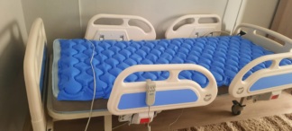 Secondhand Deva DM 2000-F PRO Dual Motor Patient Bed