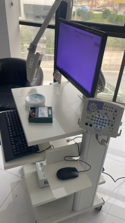İkinci El Nihon Kohden Neurofax EEG-1200K 32 Kanallı EEG Cihazı - Görsel 2