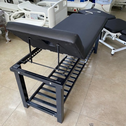 Secondhand Sesan MM-003 Examination Table - Image 3