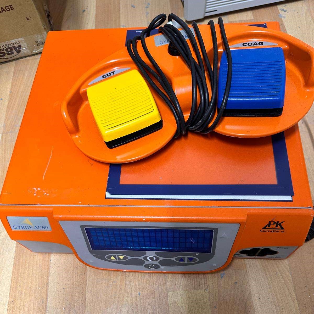 İkinci El Gyrus Acmi PK Superpulse Radyofrekans Cerrahi Cihazı