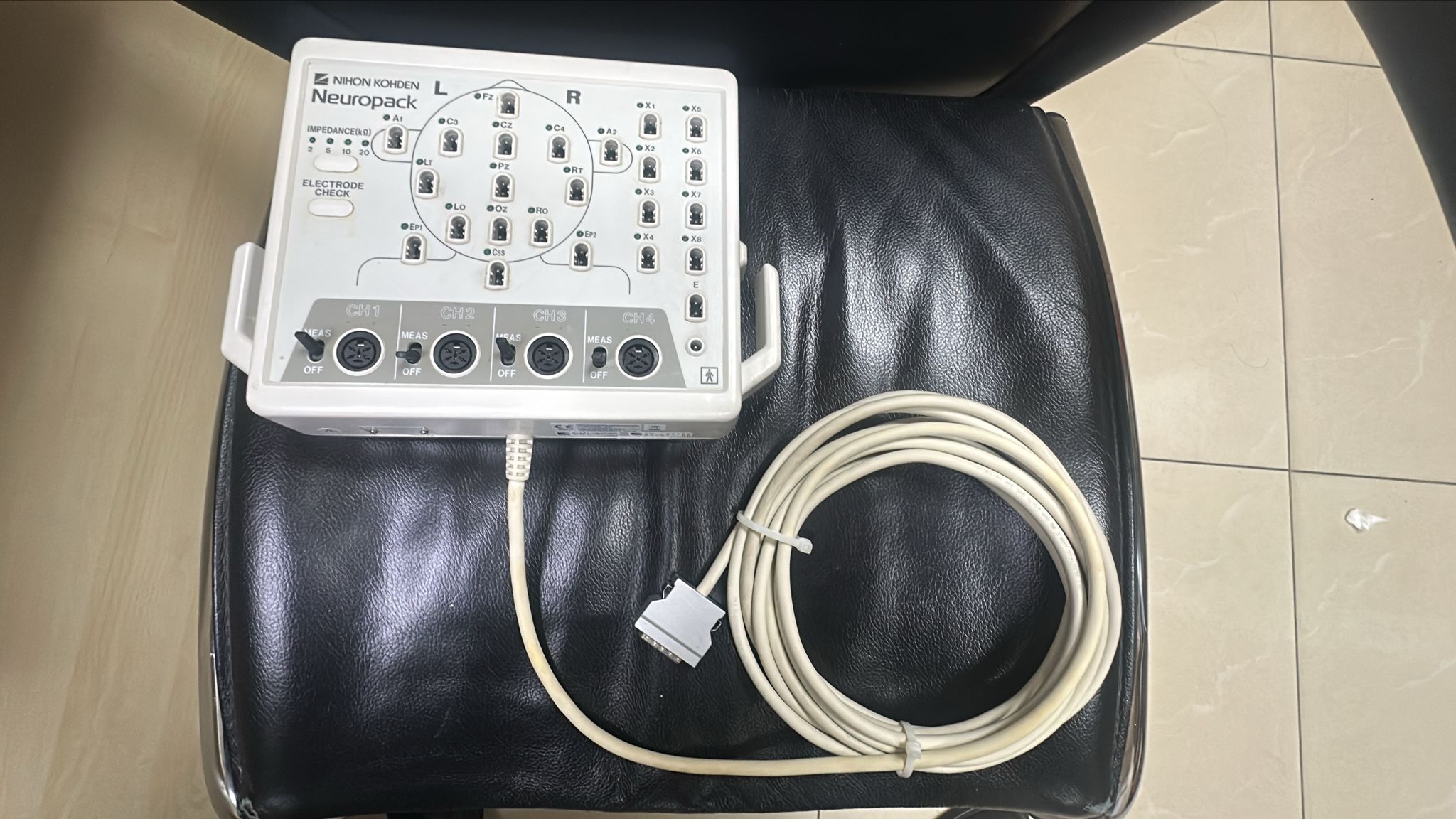 İkinci El Nihon Kohden JB-241BK EMG Kontrol Ünitesi