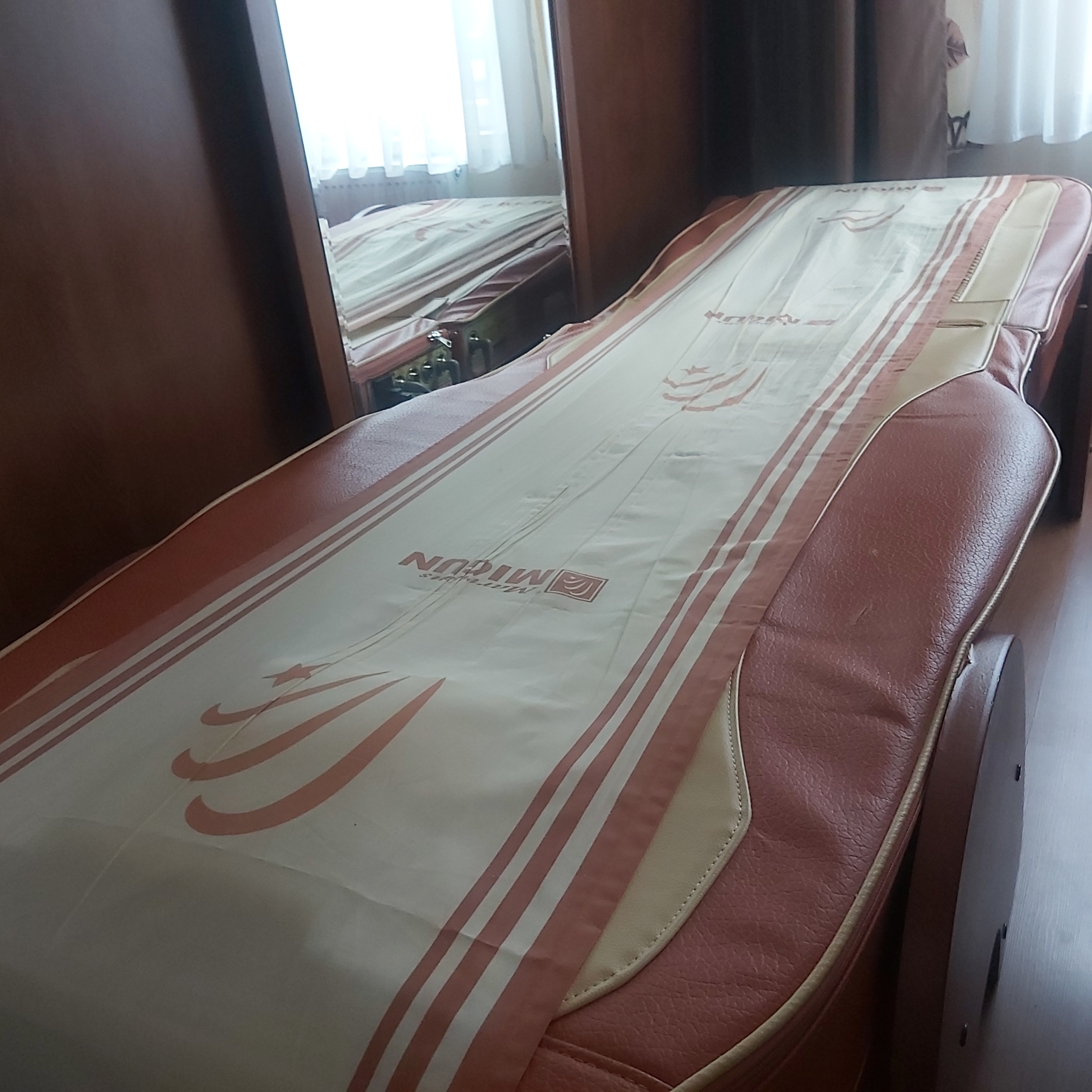 Secondhand Migun HY-7000E Thermal Massage Bed