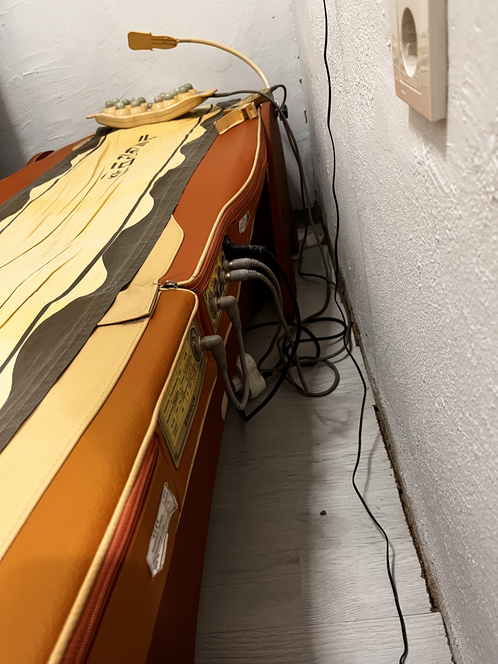 Secondhand Migun HY-7000E Thermal Massage Bed