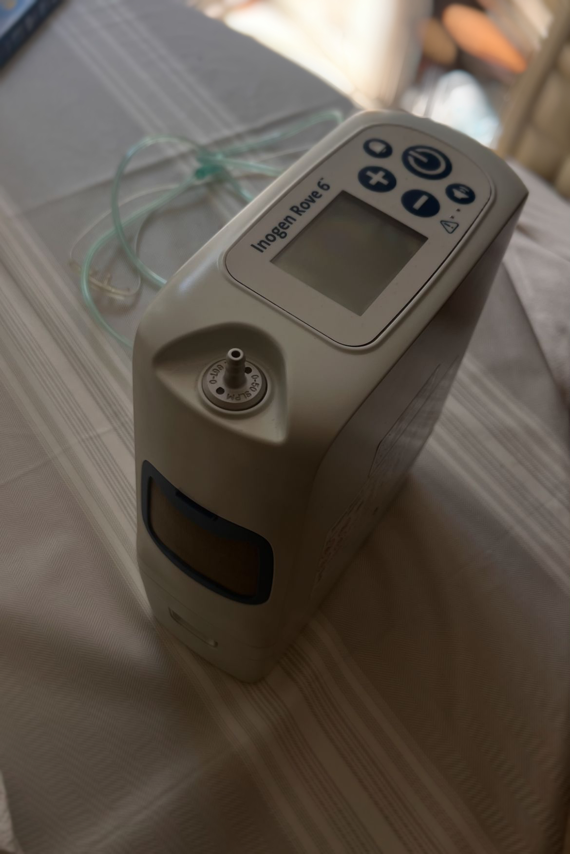 İkinci El Inogen Rove 6 2.1kg Taşınabilir Oksijen Konsantratörü