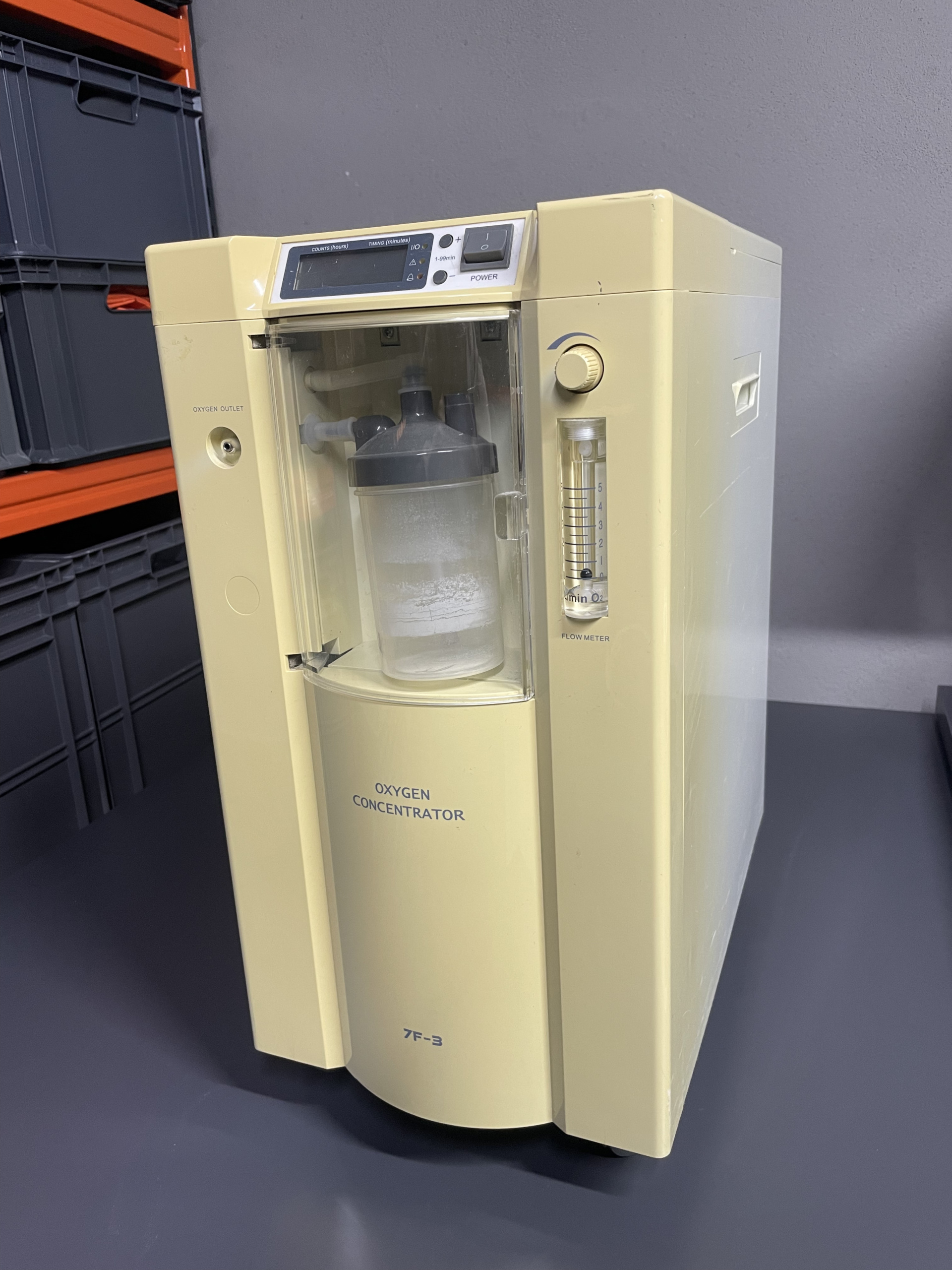 İkinci El Respirox 7F-3 3L/dk Oksijen Konsantratörü - Görsel 2