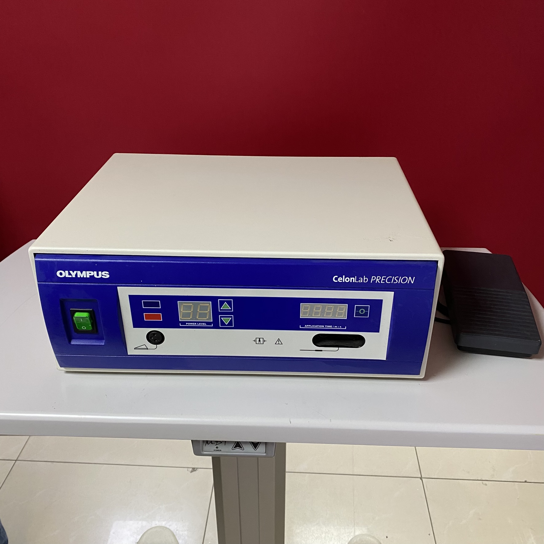 Secondhand Olympus Celonlab Precision Radio Frequency Device - Image 2