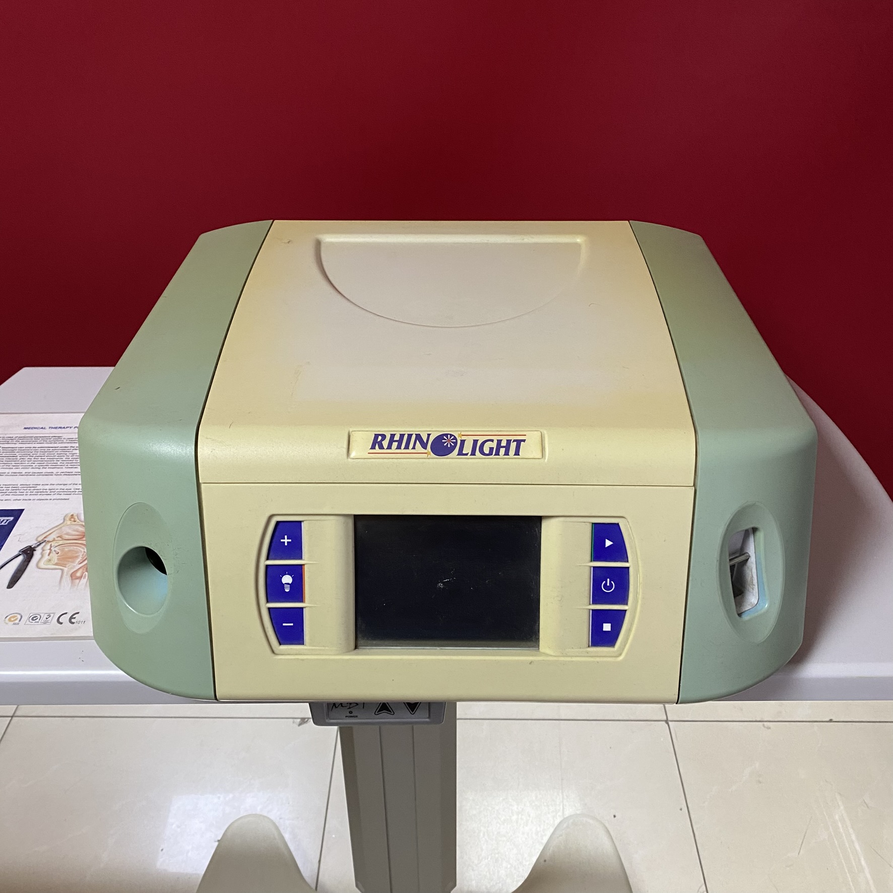 Defective Secondhand Rhinolight Phototherapy Device - Image 2