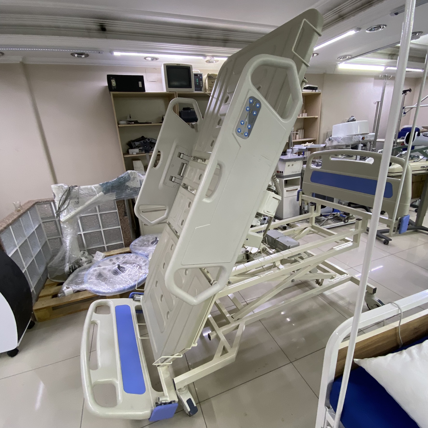 İkinci El Gemesan 601 4 Motorlu Hasta Karyolası