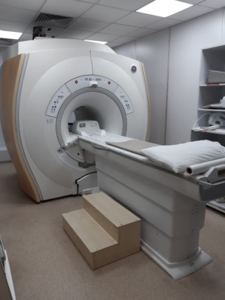 Secondhand GE Brivo 1.5T MRI Machine