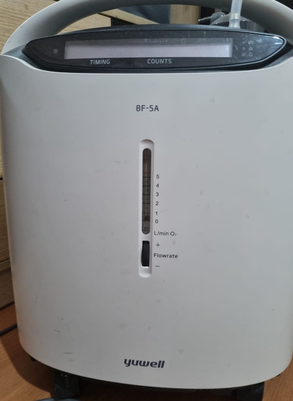 Secondhand Yuwell 8F-5A 5L/min Oxygen Concentrator