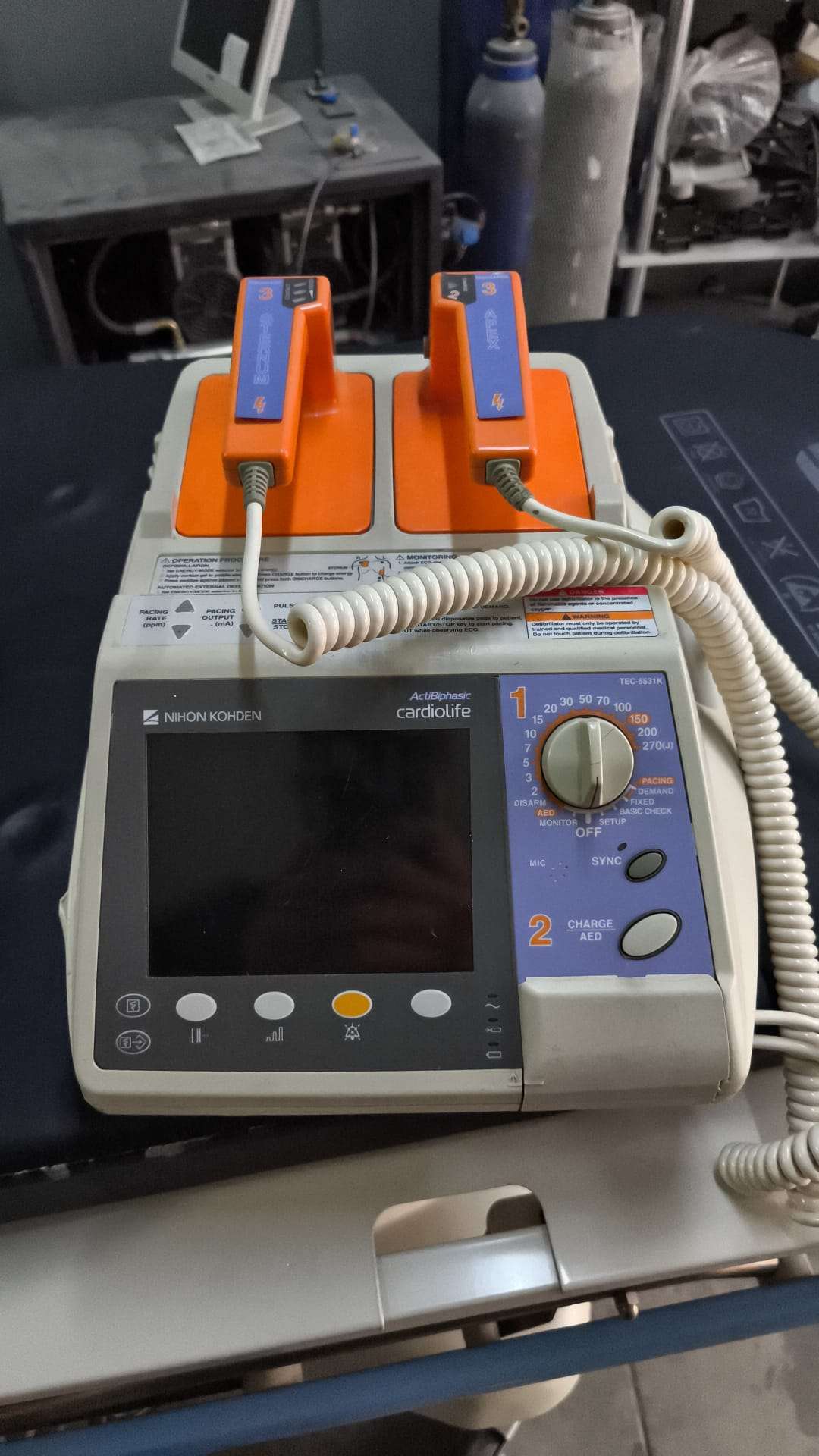 Secondhand Nihon Kohden Cardiolife TEC-5531K Monitor Defibrillator