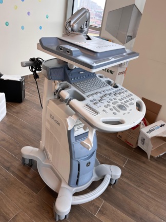 Secondhand GE Voluson S8 Ultrasound Machine