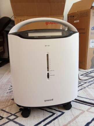 Secondhand Yuwell 8F-5A 5L/min Oxygen Concentrator