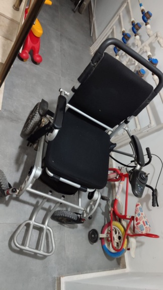 İkinci El Poylin P206 Yetişkin Akülü Tekerlekli Sandalye