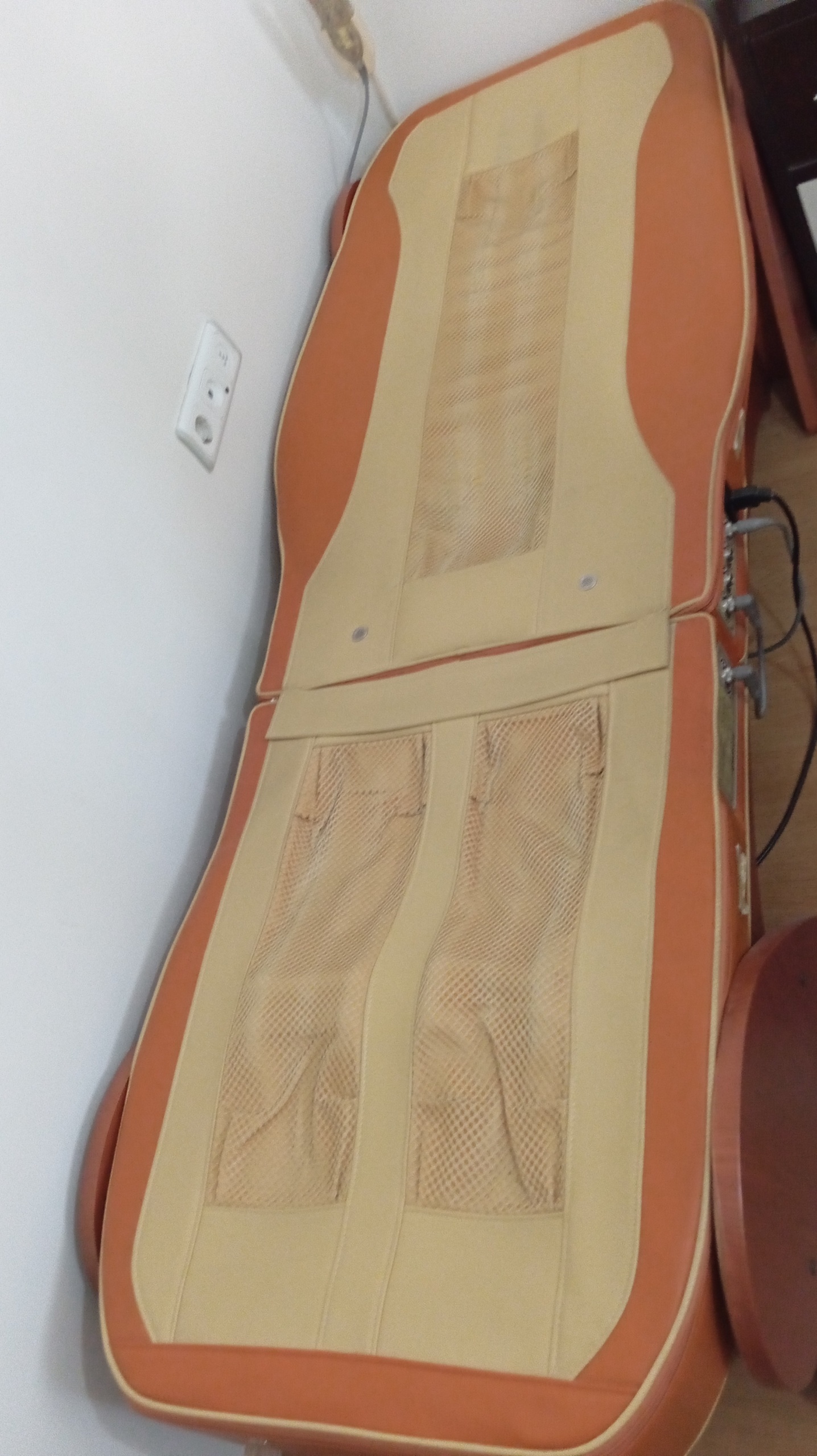 Secondhand Migun HY-7000E Thermal Massage Bed - Image 2