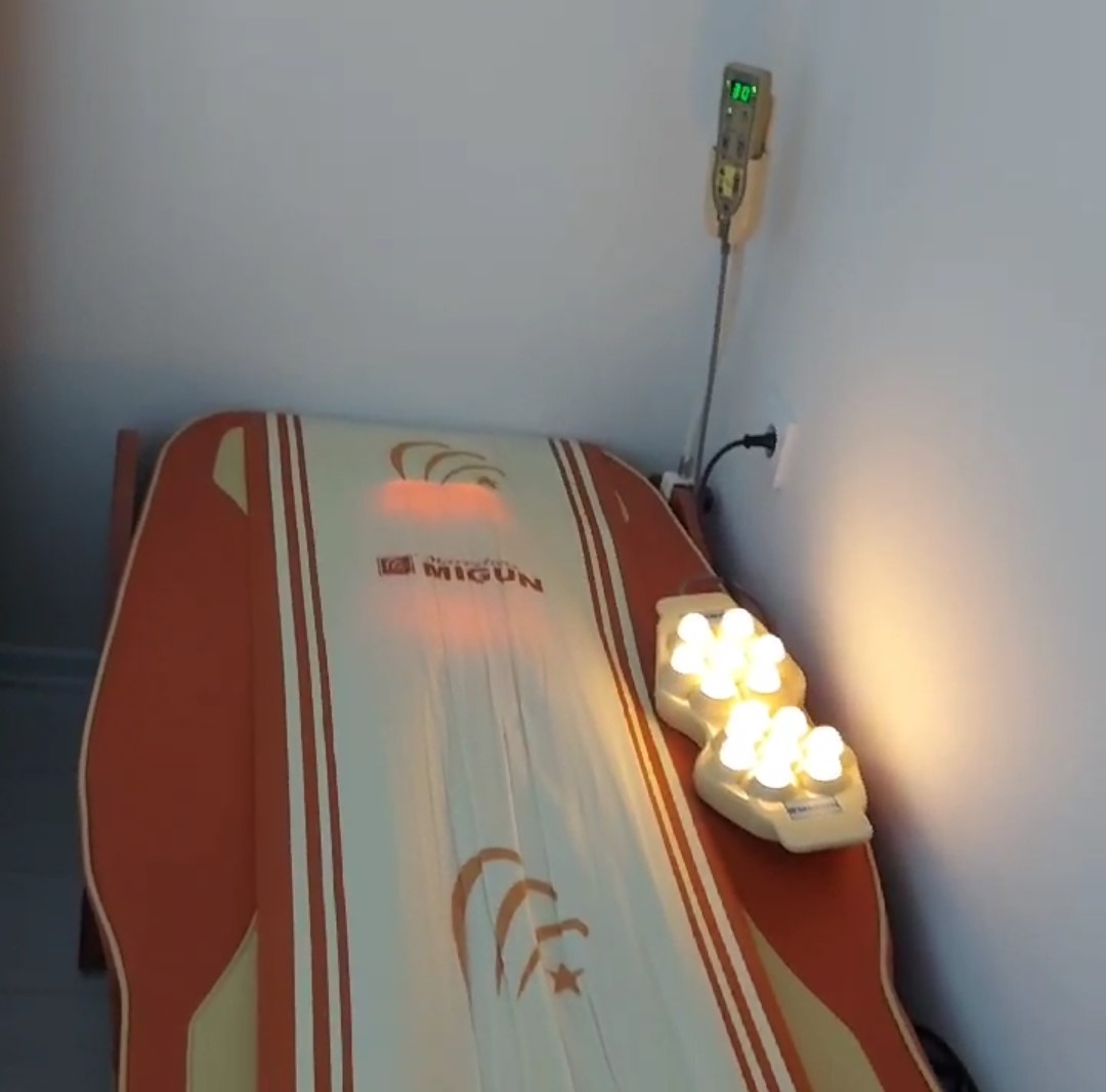 Secondhand Migun HY-7000E Thermal Massage Bed - Image 2