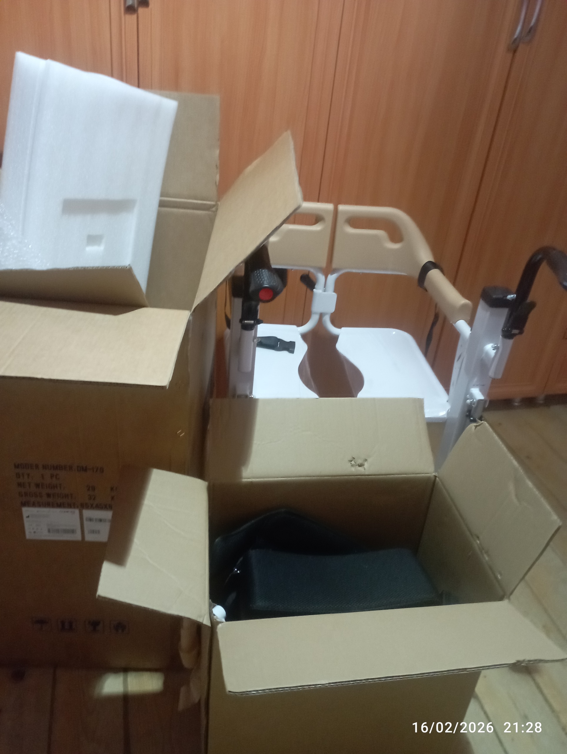 İkinci El Comfort Plus DM-190U Hasta Taşıma Lifti - Görsel 2