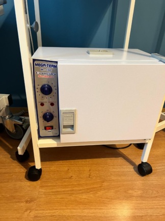 Secondhand Mega-Term M-100 10 Liter Hot Air Sterilizer