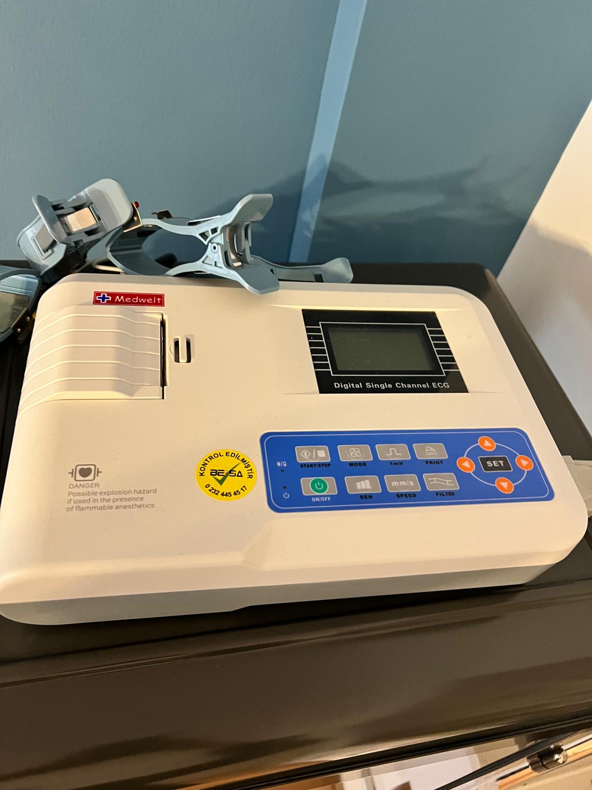 Secondhand Medwelt ECG-100G 1 Channel ECG Device