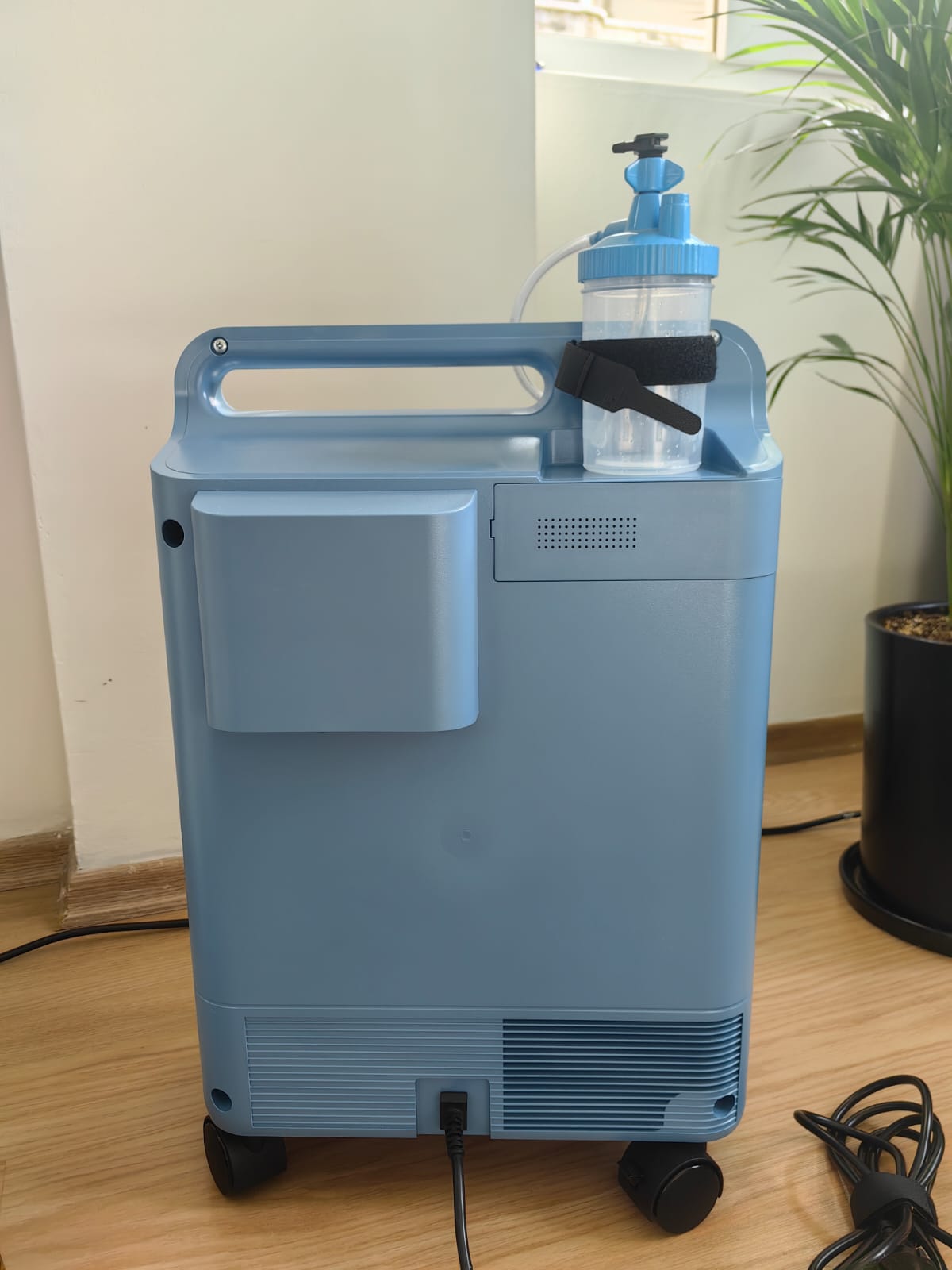 Secondhand Philips Respironics Everflo 5L/min Oxygen Concentrator - Image 3