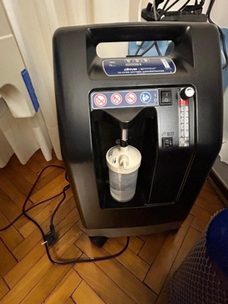 Secondhand Devilbiss Drive 1025KS 10L/min Oxygen Concentrator