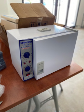 Secondhand Mega-Term M-100 10 Liter Hot Air Sterilizer