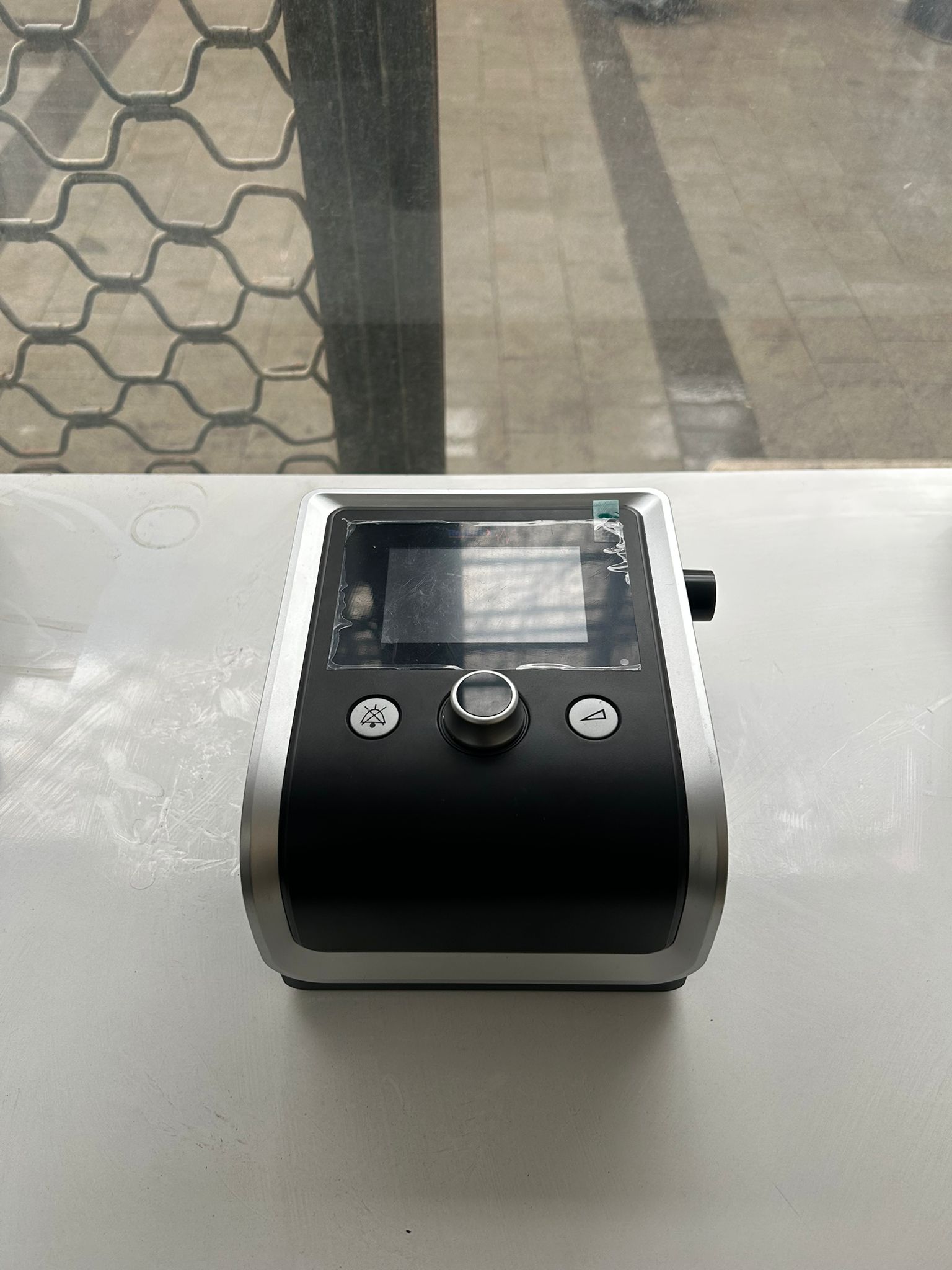 Secondhand Respirox G2 ST30 BPAP ST Device - Image 2