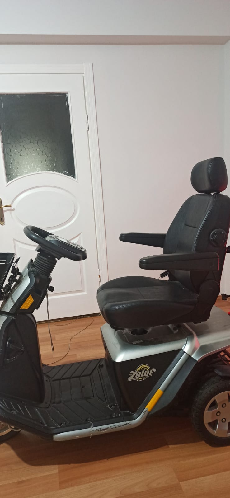 Secondhand Zolar Pride Mobility Electric Disabled Scooter - Image 3