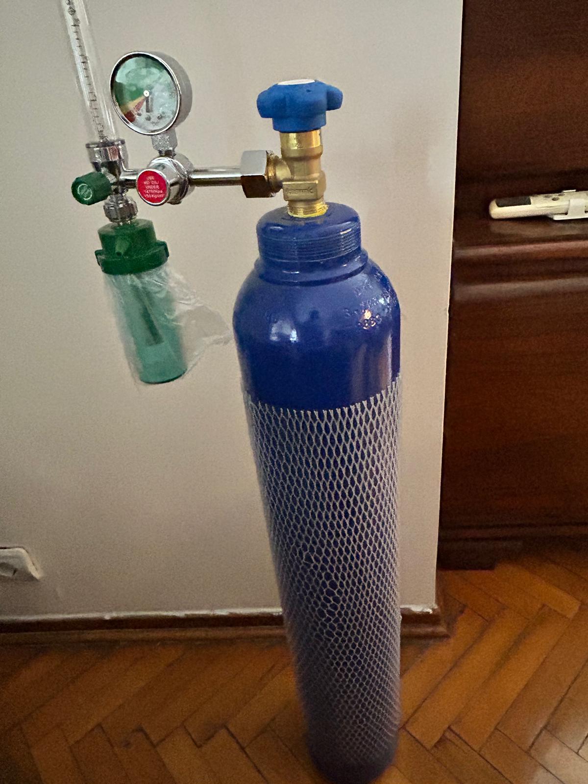 Secondhand Sesan MT-016 10 Liters Steel Oxygen Cylinder with Valve