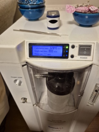 Secondhand Respirox SZ-5AW 5L/min Oxygen Concentrator