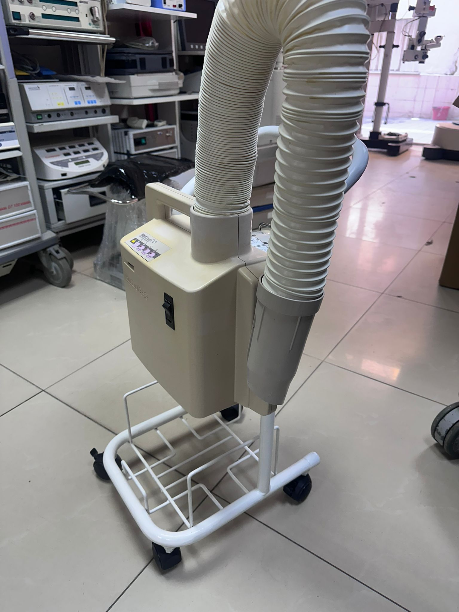 Secondhand Covidien WarmTouch Patient Warming Device - Image 3