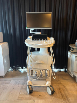 Secondhand GE Voluson E8 Ultrasound Machine