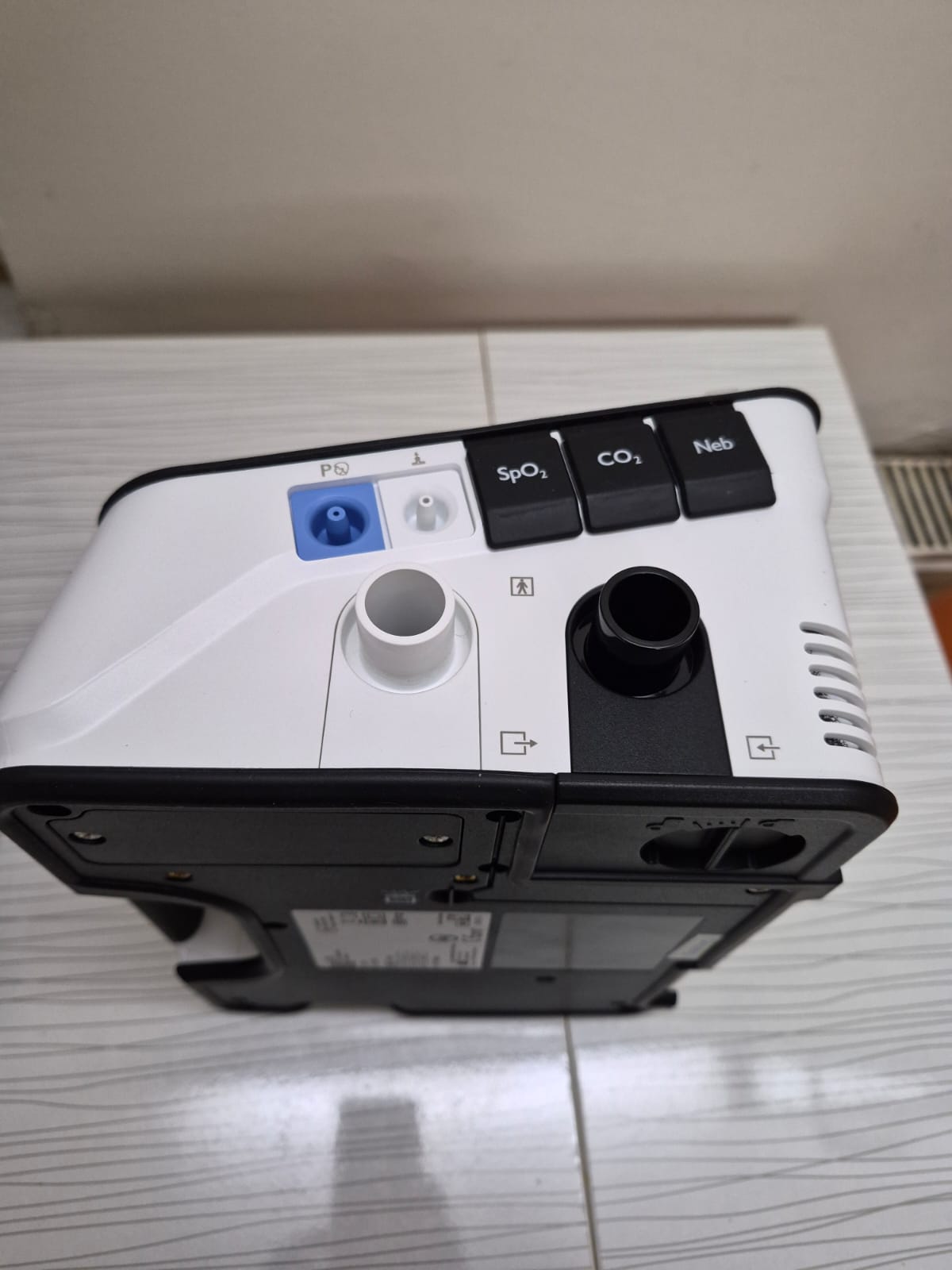 Secondhand Löwenstein Luisa LM150TD Home Mechanical Ventilator - Image 4