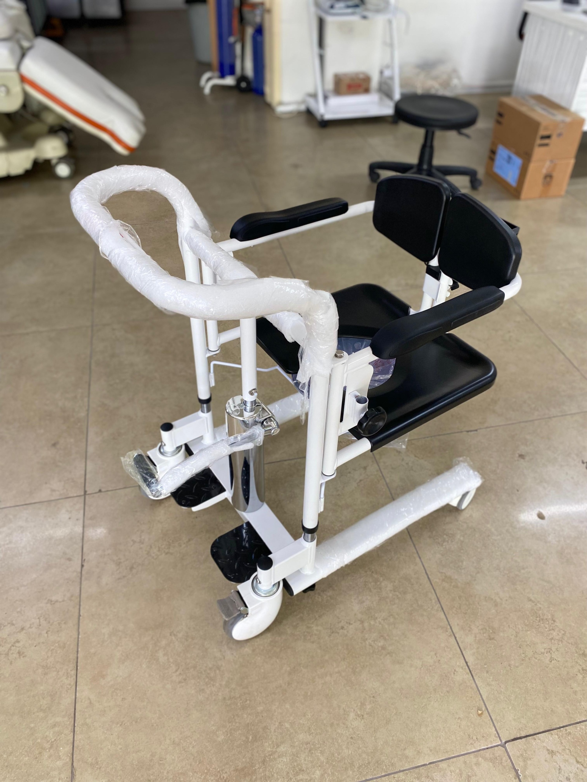 Secondhand Medwelt TM-H 8048 Patient Lift