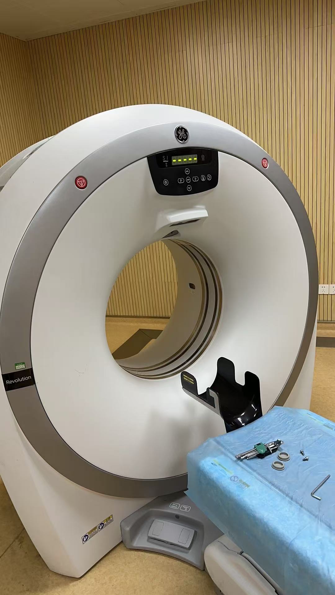 Secondhand GE Brivo CT385 16Ch Computed Tomography