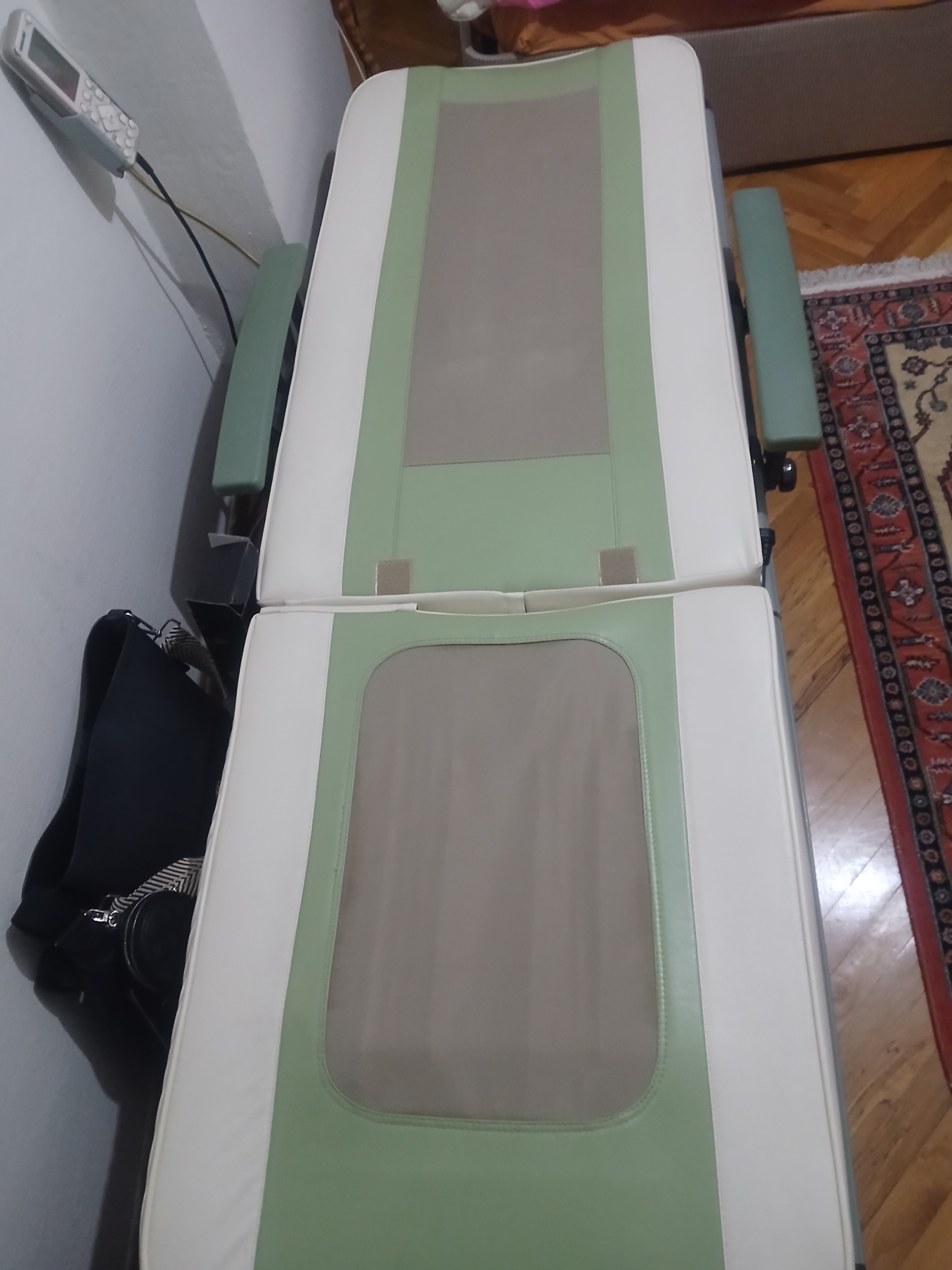 Secondhand Thermacure TC-9000-B Massage Bed