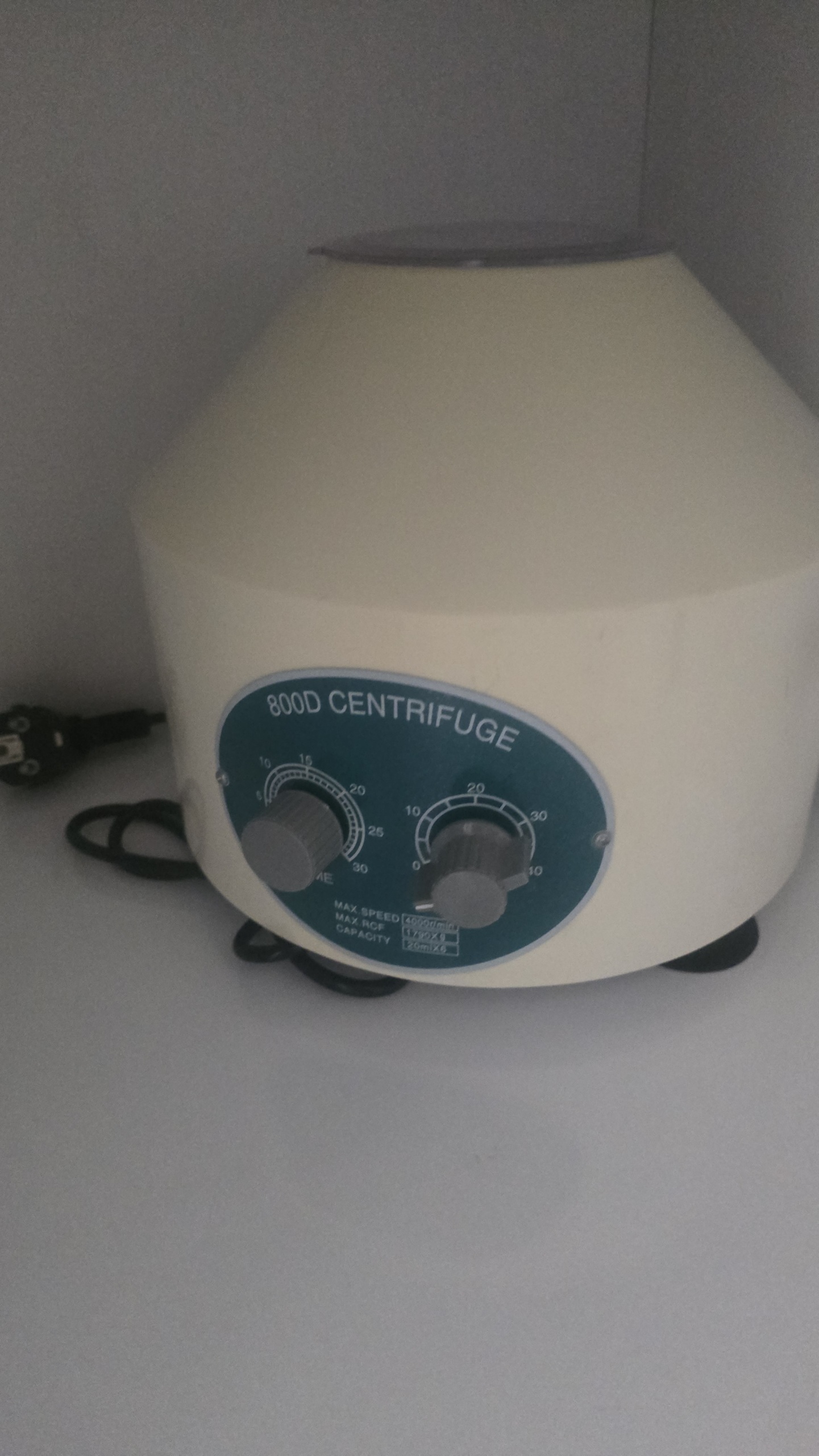 Secondhand Yuda 800D 6 Tubes Fixed Angle Rotor Centrifuge