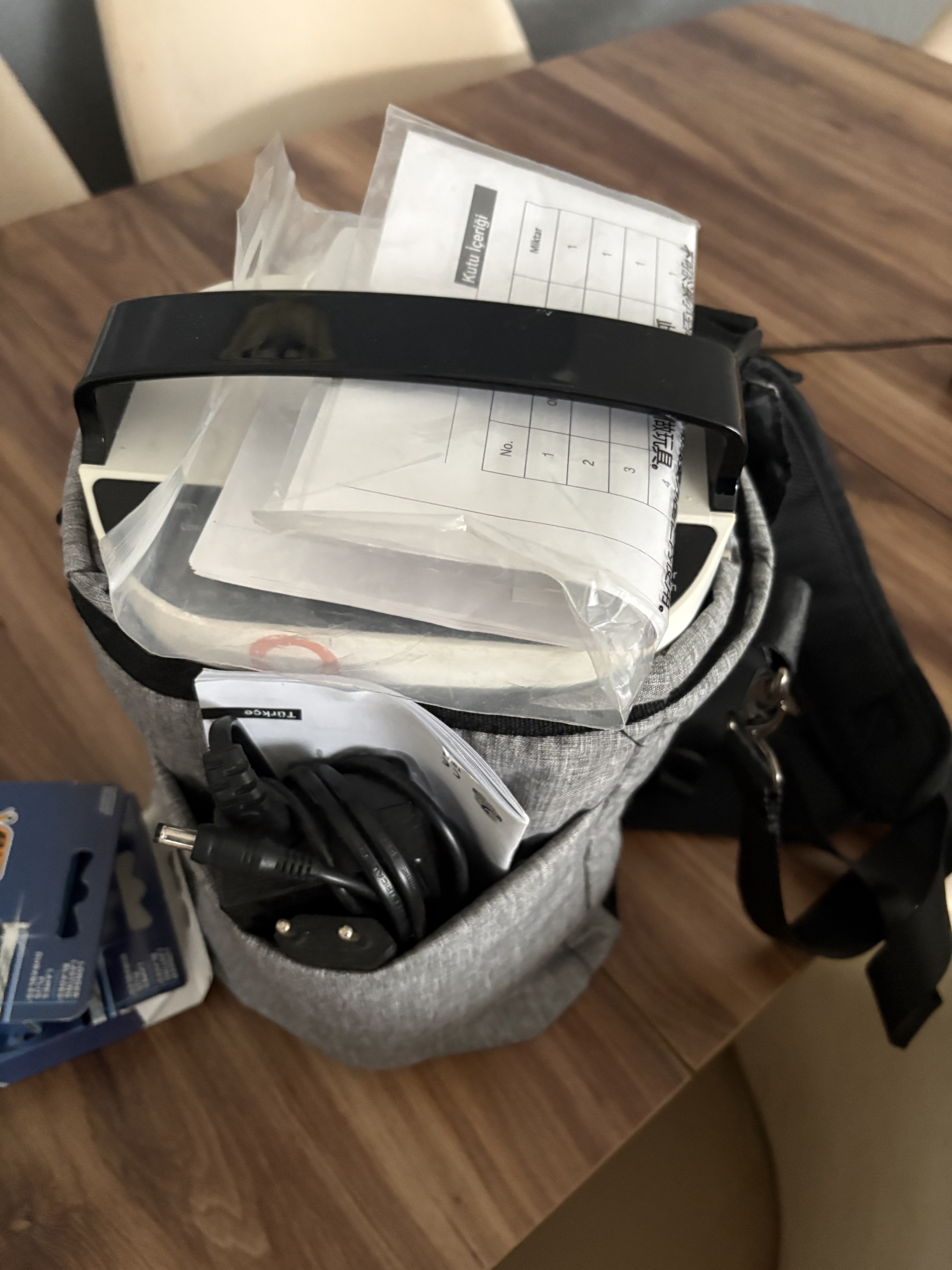 Secondhand G-Life Elif 5 FLW 2.9kg Portable Oxygen Concentrator - Image 2
