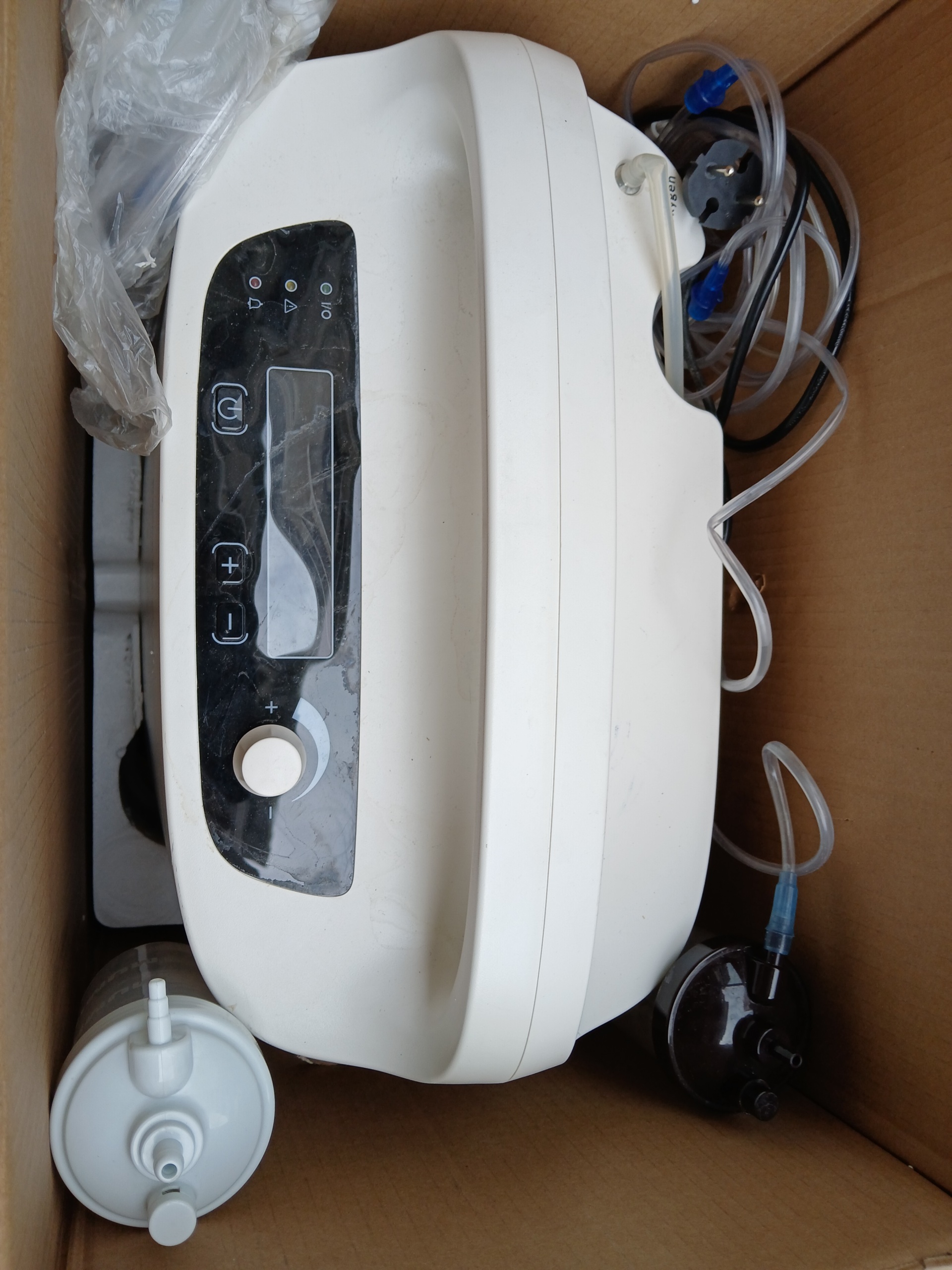 Secondhand Respirox KSW-5 5L/min Oxygen Concentrator - Image 3