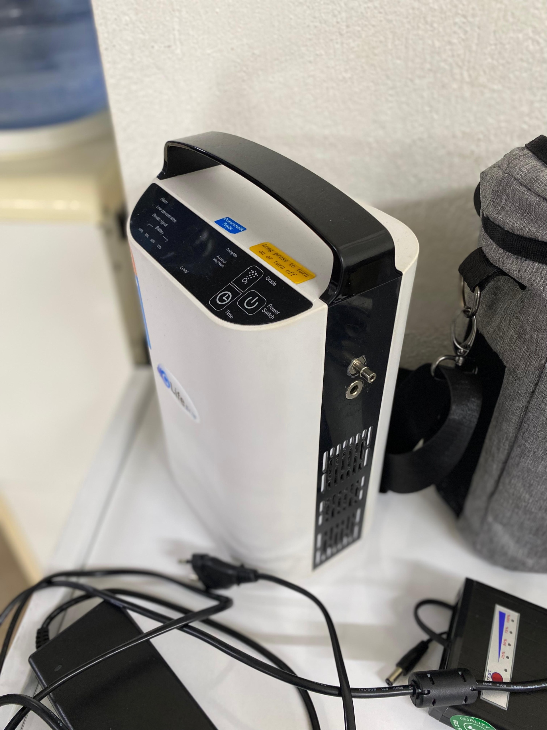 Secondhand Respirox SZ-5BW 5L/min Oxygen Concentrator - Image 3